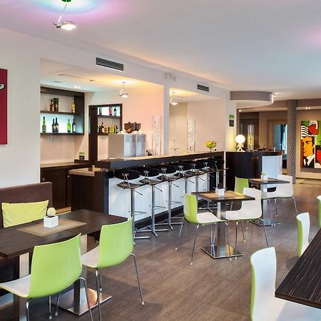 Hotel Mainstation Francfort-sur-le-Main Extérieur photo