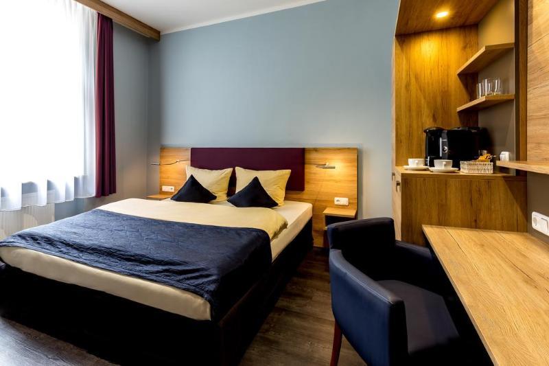 Hotel Mainstation Francfort-sur-le-Main Extérieur photo